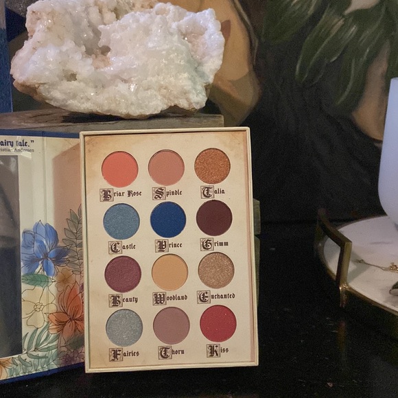 Fairy Tales Story Book Cosmetics - Picture 2 of 2